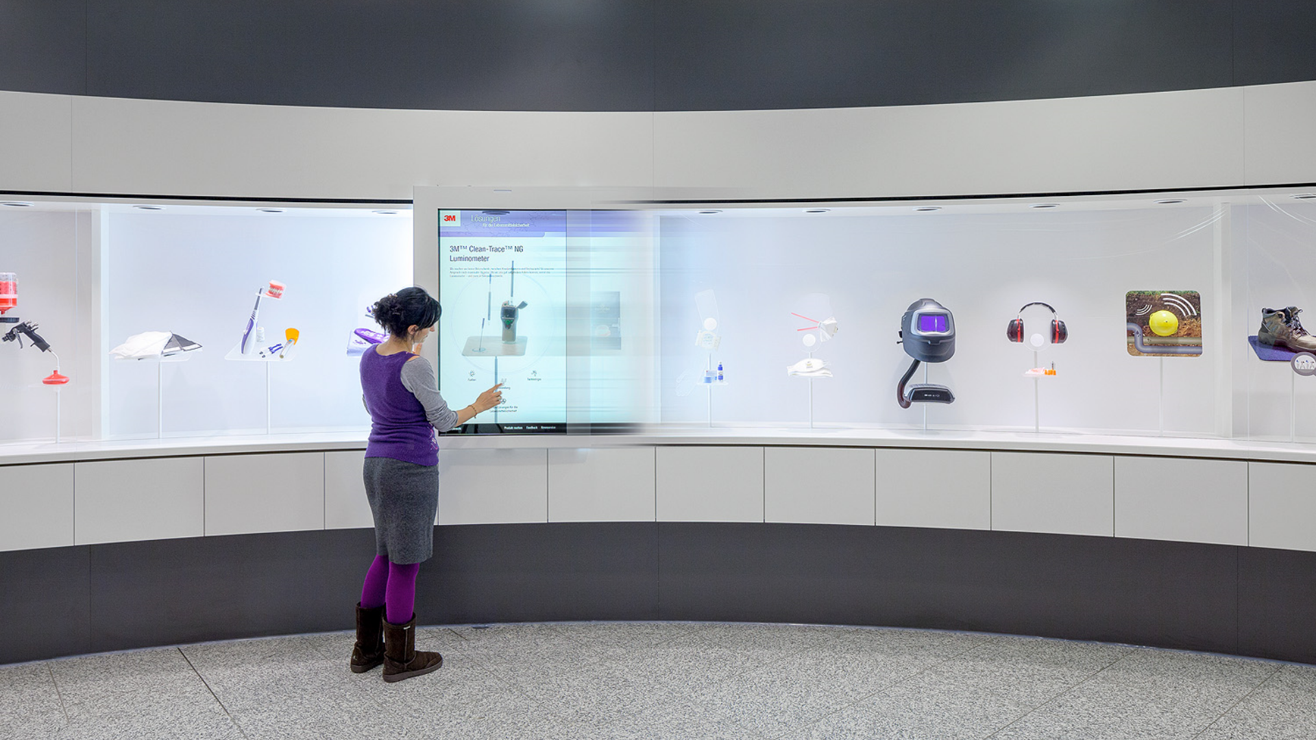 3M Deutschland World Of Innovation - Interaktive Installation - Shift Screen - Transparente OLED